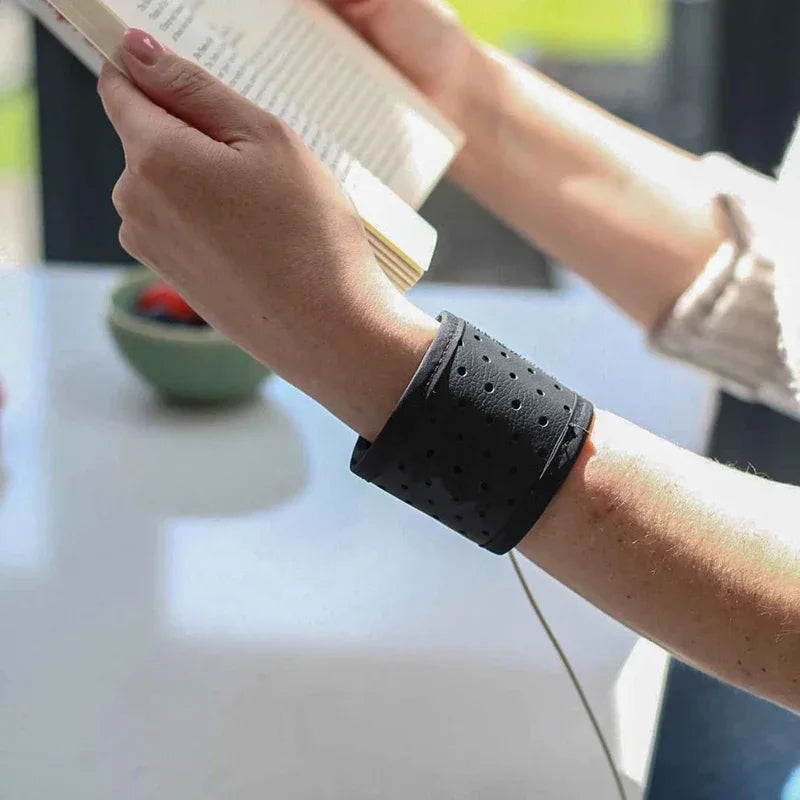 Grounding Hand Bracelet